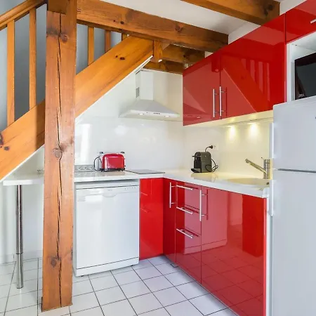 Maison Jumelee A 2 Pas De La - Piscine, Terrasse, Parking Prive - Ideale Famille / Amis - Fr-1-319-193 Holiday home *